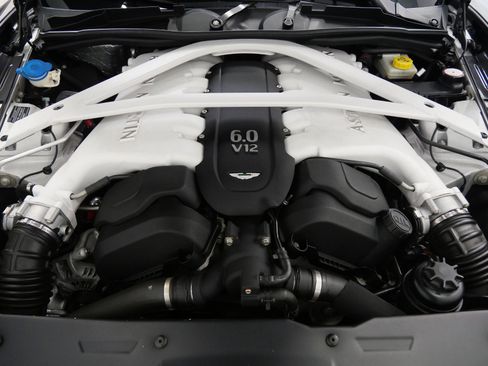 Used 2014 Aston Martin Rapide S image 12