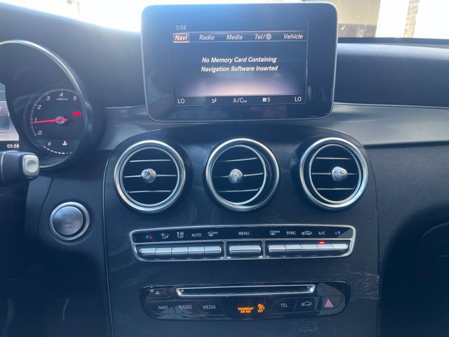 Used 2019 Mercedes-Benz GLC 300 image 17