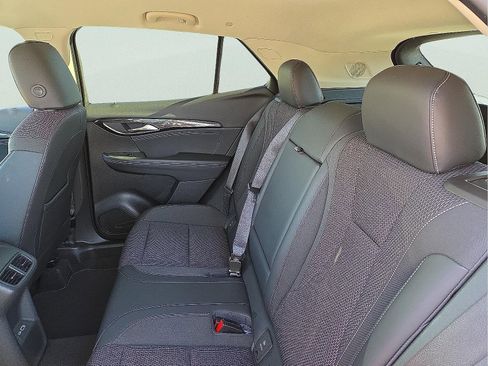 Used 2023 Buick Envision Preferred image 9