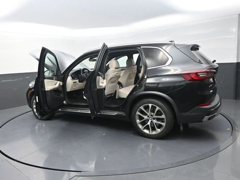 Used 2021 BMW X5 xDrive40i w/ Premium Package AWD/4WD image 15