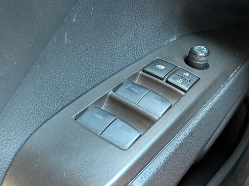 Used 2023 Toyota Camry SE image 20