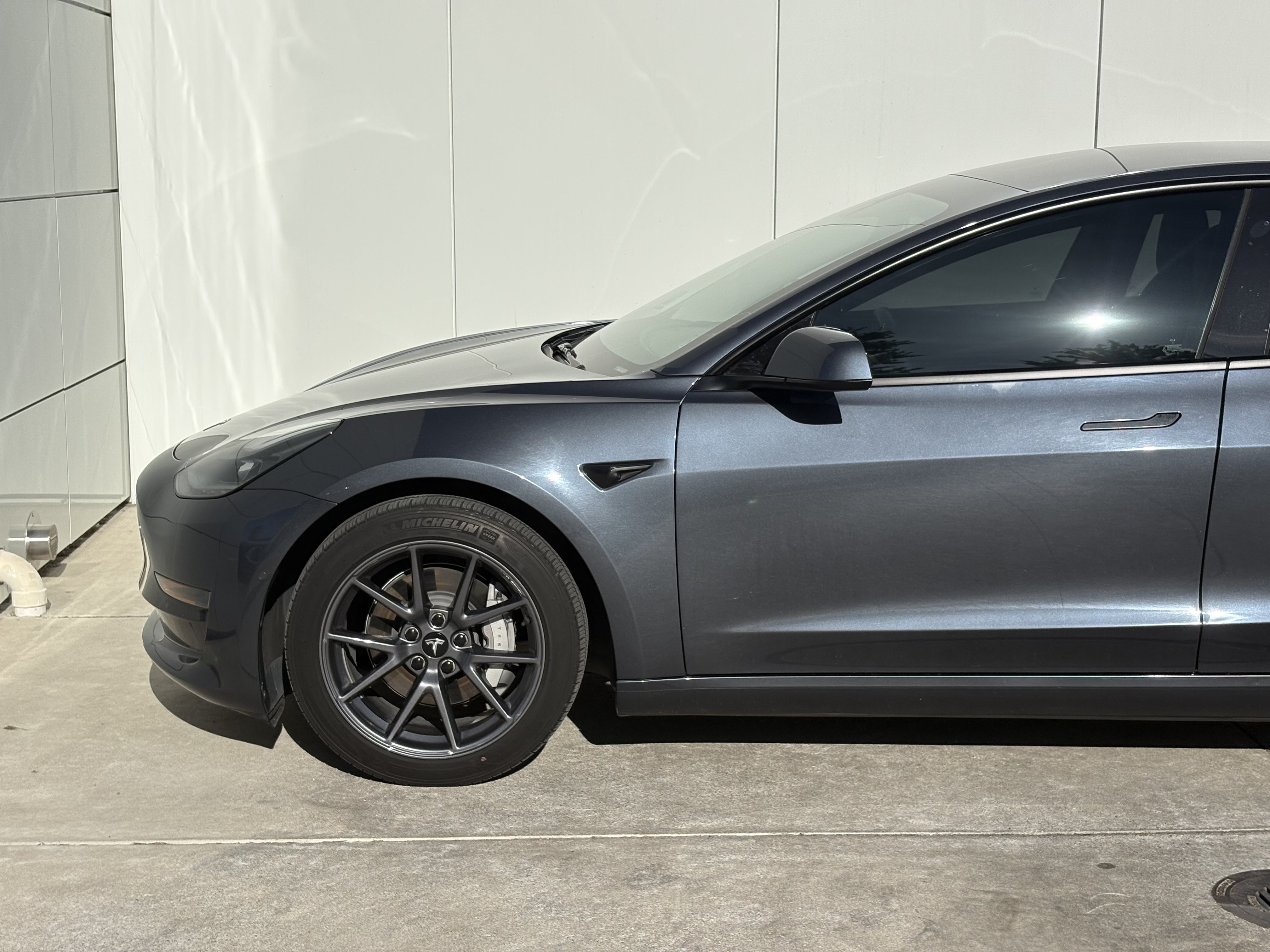 Used 2022 Tesla Model 3 RWD image 5