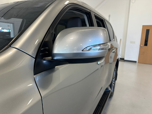 Used 2021 Lexus GX 460 Luxury w/ Accessory Package AWD/4WD image 10