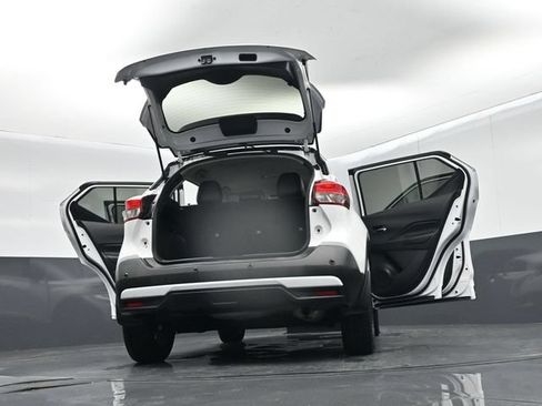 Used 2020 Nissan Kicks SR w/ SR Premium Package FWD image 72