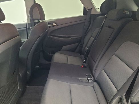 Used 2018 Hyundai Tucson SE AWD/4WD image 18