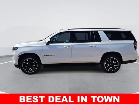 Used 2021 Chevrolet Suburban RST AWD/4WD image 6
