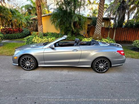 Used 2013 Mercedes-Benz E 550 Cabriolet w/ Premium 1 Pkg image 89