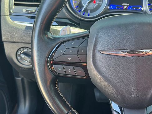 Used 2021 Chrysler 300 S RWD image 16