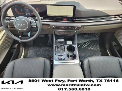 New 2026 Kia Carnival EX FWD image 18