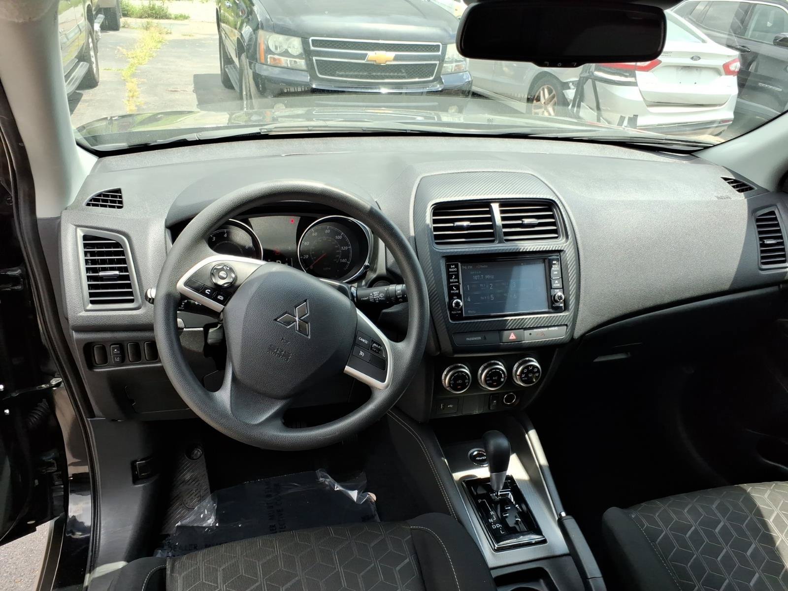 Used 2024 Mitsubishi Outlander Sport ES AWD/4WD image 11