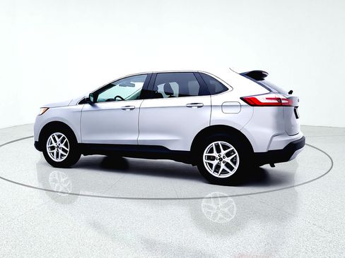 Used 2022 Ford Edge SEL w/ Cargo Accessory Package AWD/4WD image 6