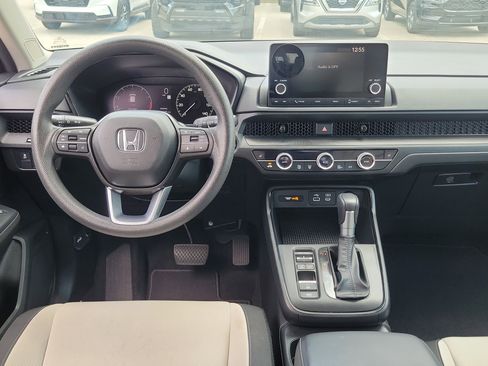 Used 2025 Honda CR-V EX image 18