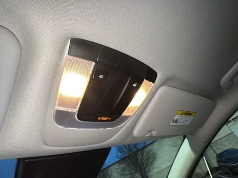 Used 2024 Kia Sportage LX image 25