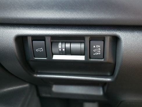 Used 2025 Subaru Forester Premium AWD/4WD image 26