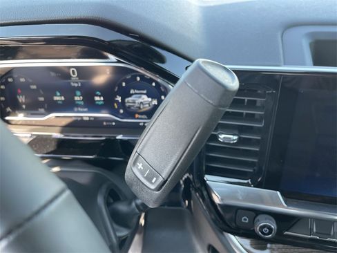 New 2025 Chevrolet Silverado 1500 LT w/ Z71 Off-Road Package image 19