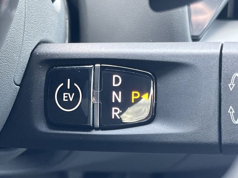 New 2026 Kia EV9 Land w/ Nightfall Edition Package image 10