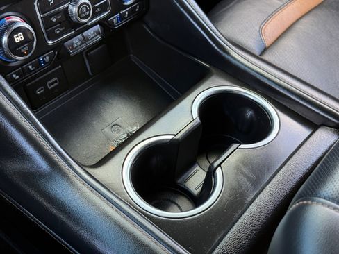 Used 2023 GMC Yukon AT4 w/ AT4 Premium Plus Package image 33