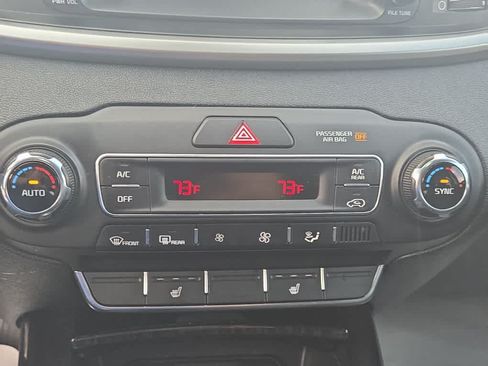 Used 2019 Kia Sorento EX FWD image 41
