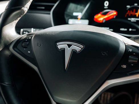 Used 2021 Tesla Model S Performance AWD/4WD image 26