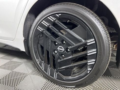 New 2026 Nissan Sentra SR w/ SR Premium Package image 13