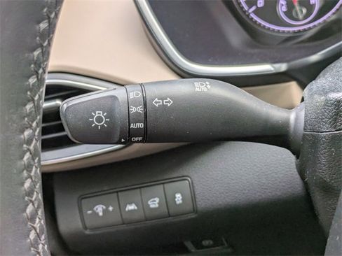 Used 2023 Hyundai Santa Fe SEL image 32