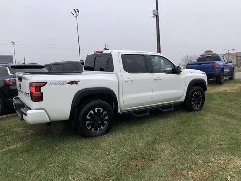 Used 2024 Nissan Frontier PRO-4X w/ Technology Package image 6