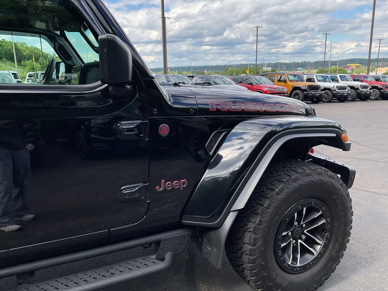 Used 2024 Jeep Wrangler Unlimited Rubicon AWD/4WD image 22