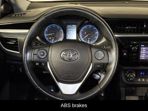 Used 2015 Toyota Corolla S image 7
