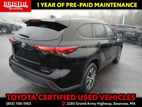 Certified 2023 Toyota Highlander XLE image 7