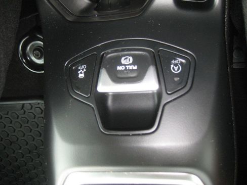 Used 2023 Jeep Renegade Latitude image 18