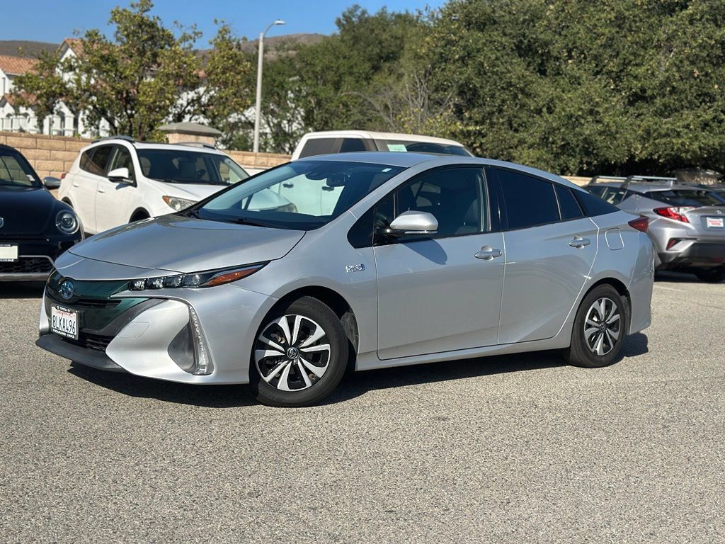 Used 2019 Toyota Prius Prime Premium FWD image 1