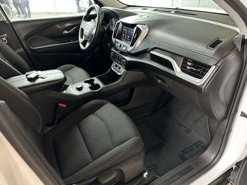 Used 2022 GMC Terrain SLE FWD image 14