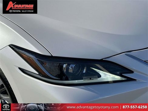 Used 2020 Lexus ES 350 w/ Premium Package image 10