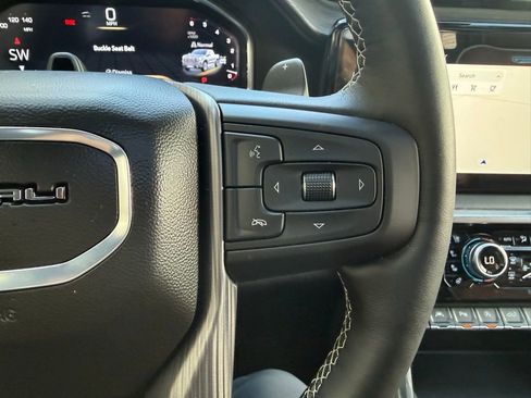 Used 2025 GMC Sierra 1500 Denali Ultimate image 41