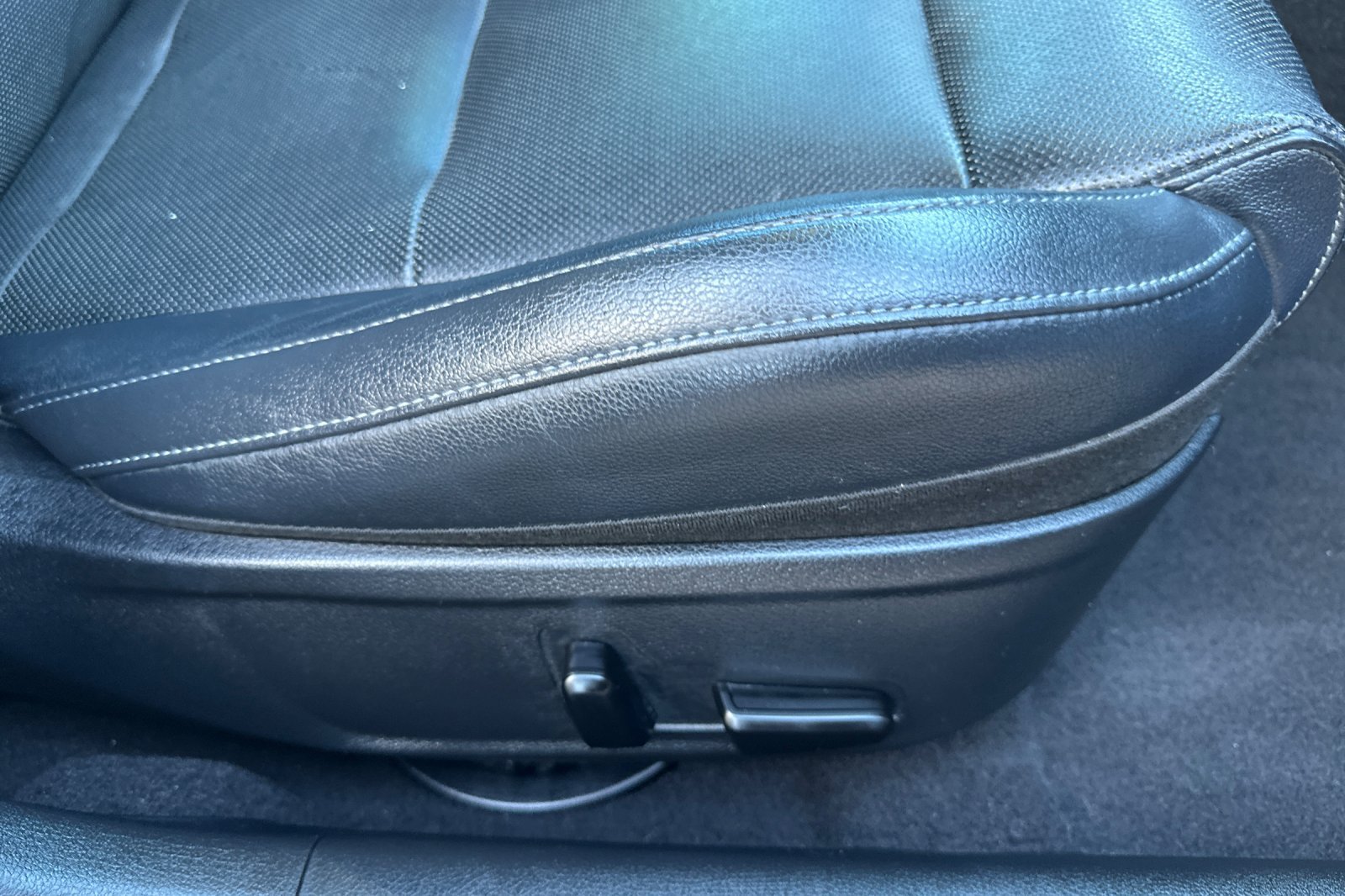 Used 2019 Kia Stinger GT RWD image 22