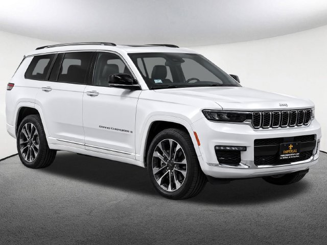 Used 2022 Jeep Grand Cherokee L Overland w/ Luxury Tech Group IV AWD/4WD image 2