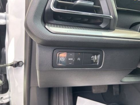 New 2026 Chevrolet Traverse LT FWD image 18