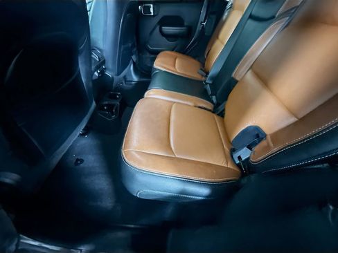Used 2021 Jeep Wrangler Unlimited Sport image 26