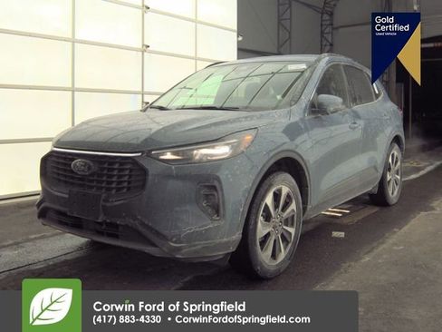 Certified 2025 Ford Escape Platinum image 4