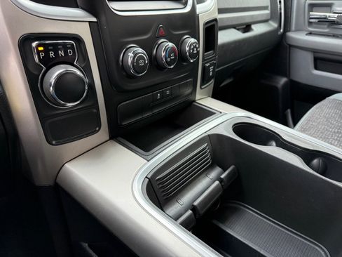 Used 2017 RAM 1500 Classic SLT image 30