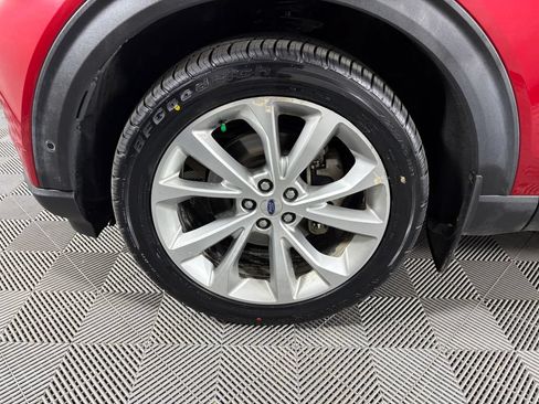 Used 2021 Ford Explorer Platinum w/ Equipment Group 601A AWD/4WD image 11
