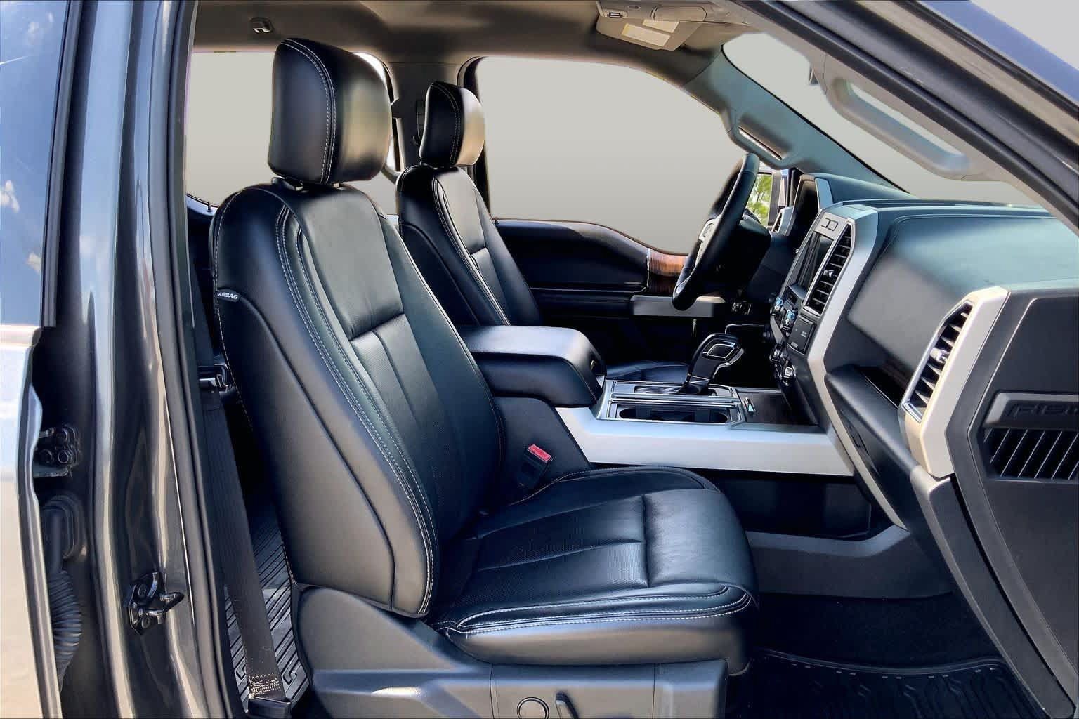 Used 2019 Ford F150 Lariat RWD image 9