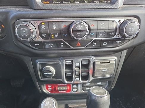 Used 2022 Jeep Wrangler Unlimited Rubicon image 21