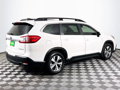 Used 2023 Subaru Ascent Premium w/ Convenience Package image 10