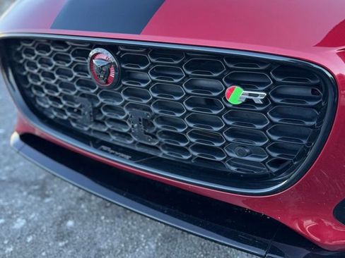 Used 2021 Jaguar F-TYPE R image 29