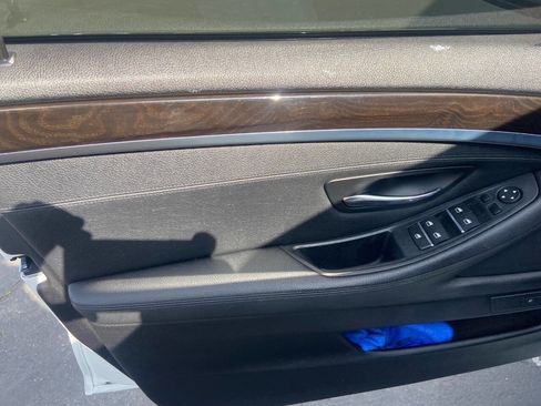 Used 2016 BMW 528i Sedan image 9