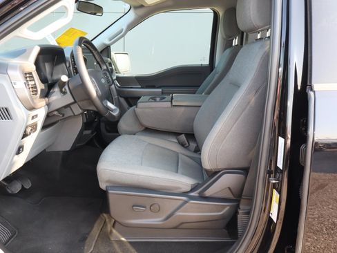 Used 2025 Ford F150 XLT w/ Equipment Group 301A Standard AWD/4WD image 7