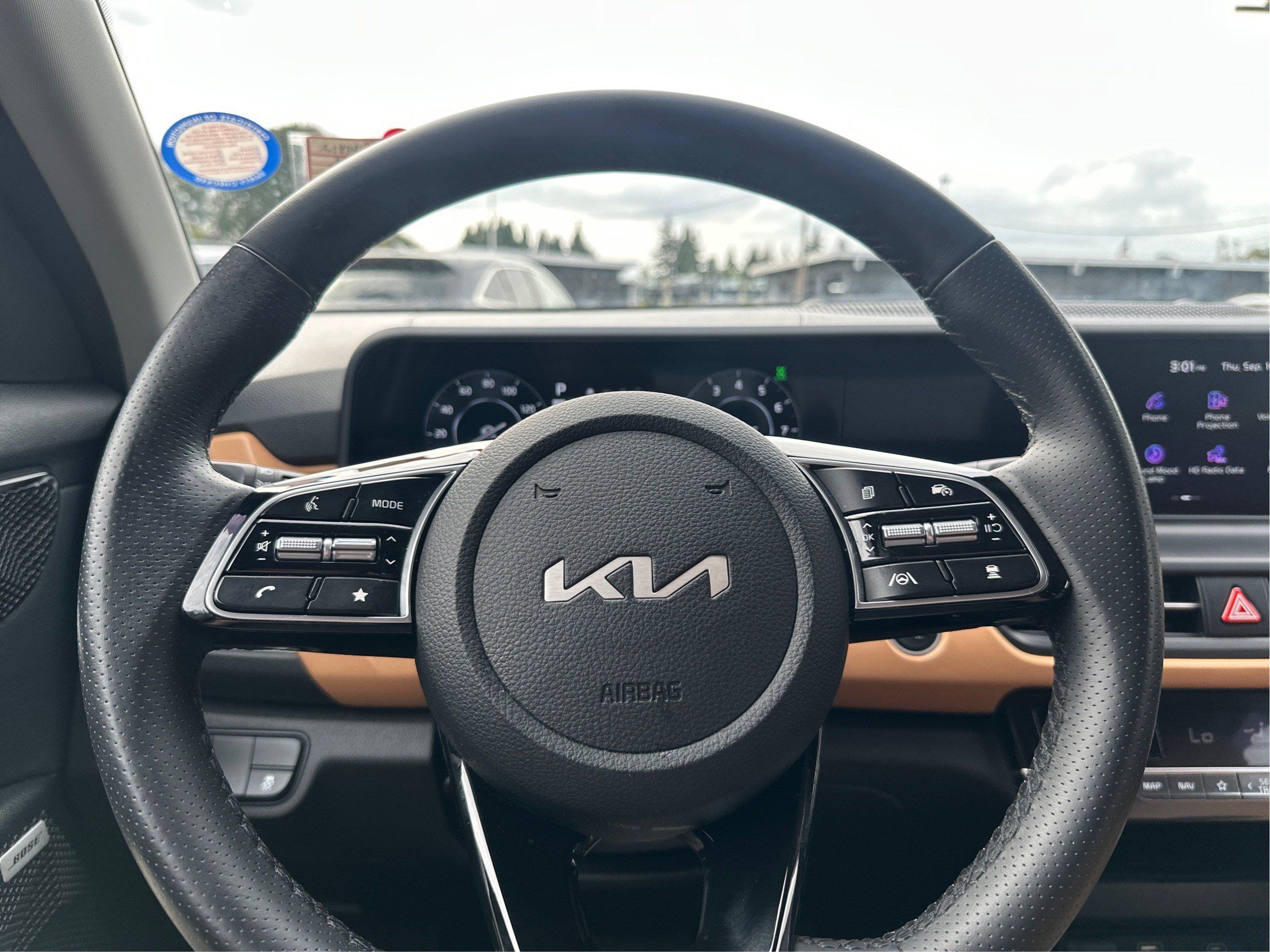 Used 2024 Kia Seltos SX AWD/4WD image 18
