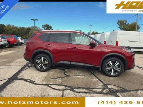 Used 2024 Nissan Rogue SL image 9