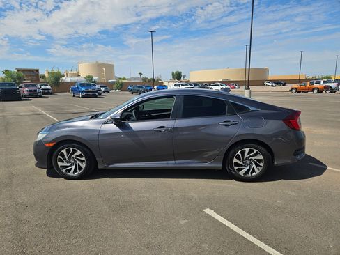 Used 2017 Honda Civic EX image 2